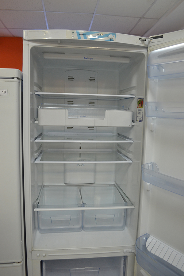 Холодильник б у дешевые. Холодильник LG 389sqf. LG gr-389 sqf. Gr-389sqf. Холодильник LG GC-389 sqf.